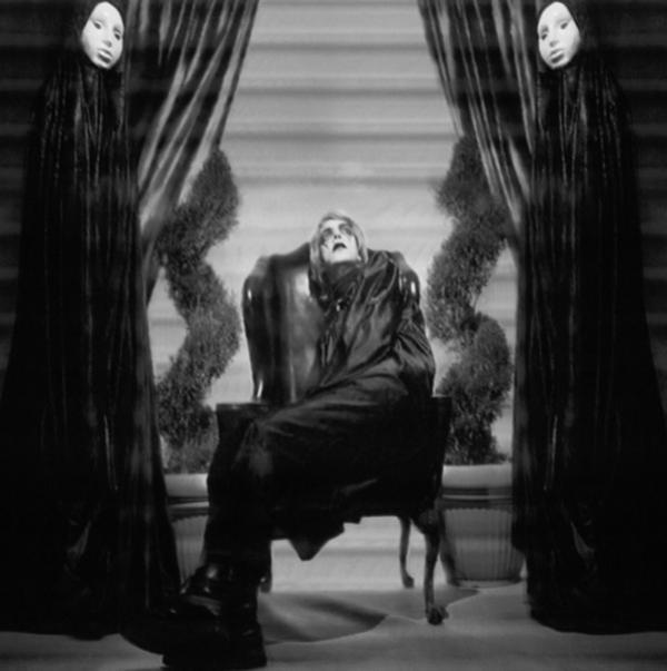 Drab Majesty - Careless
