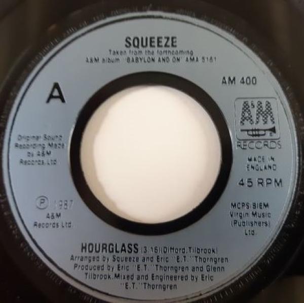 Squeeze (2) - Hourglass