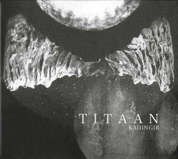 Titaan - Kadingir